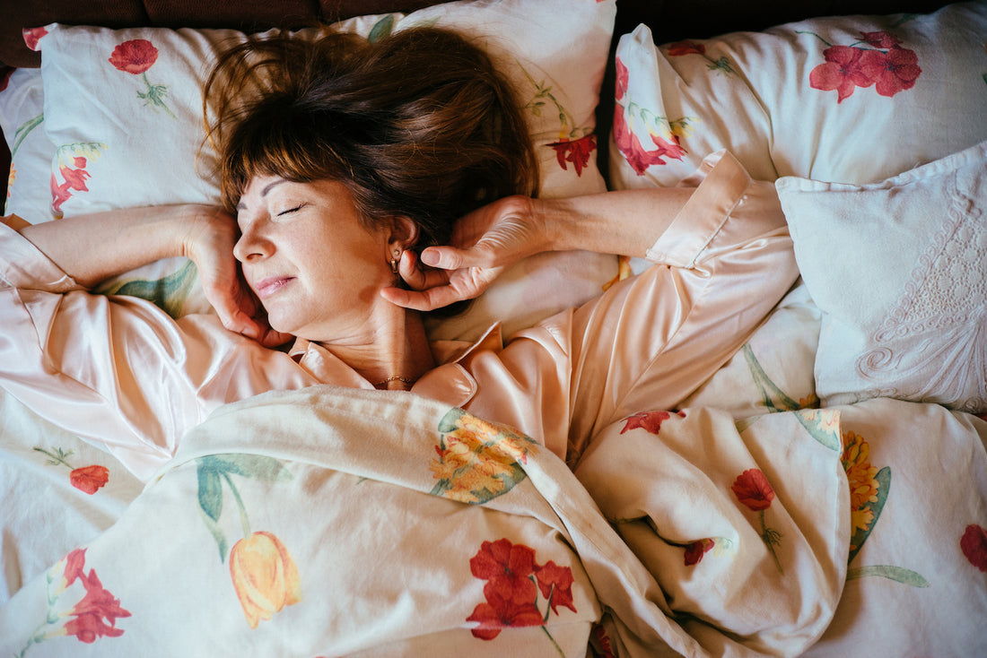 uitgerust wakker worden. lekker slapen.